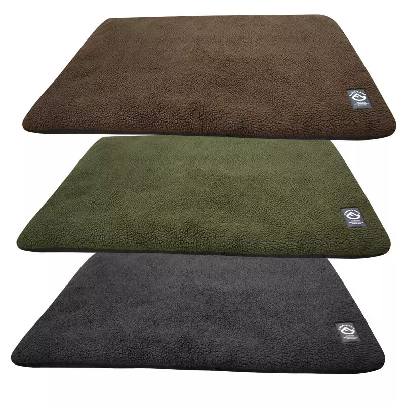 Farm-Land Hundebett aus Faserpelz